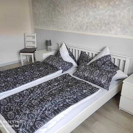 Große Ferienwohnung * Legde